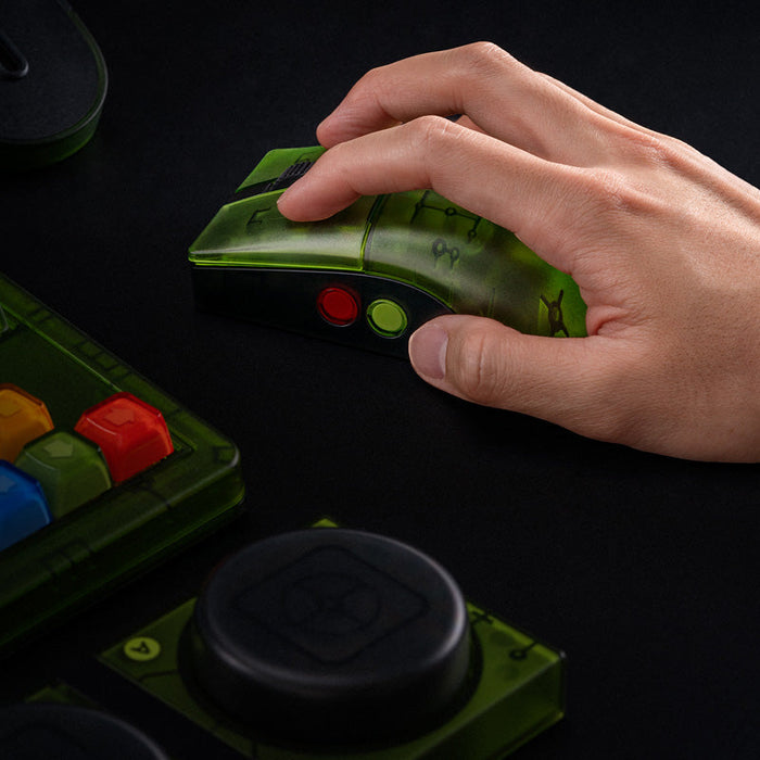 8BitDo Retro R8 Mouse - Xbox Edition image 7