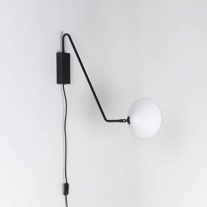 ABSTRACTOR WALL LIGHT