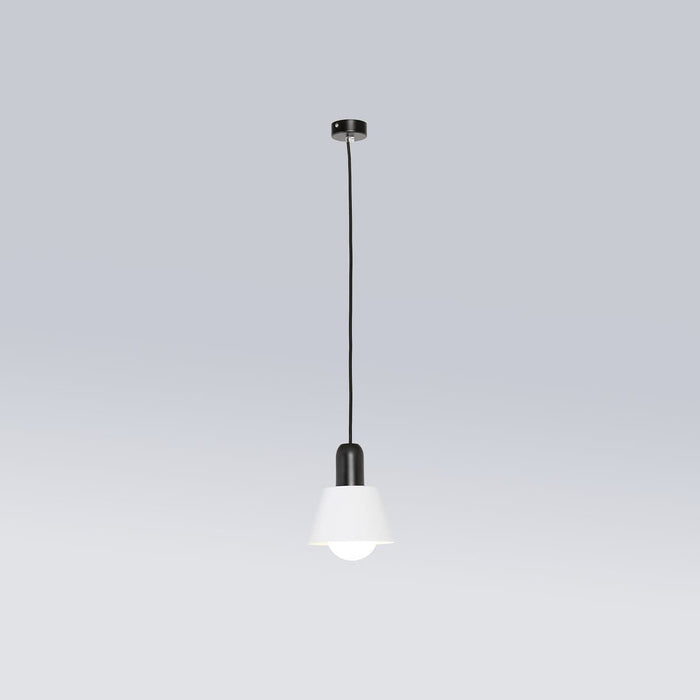 Cambio Shade F White on Accord Black