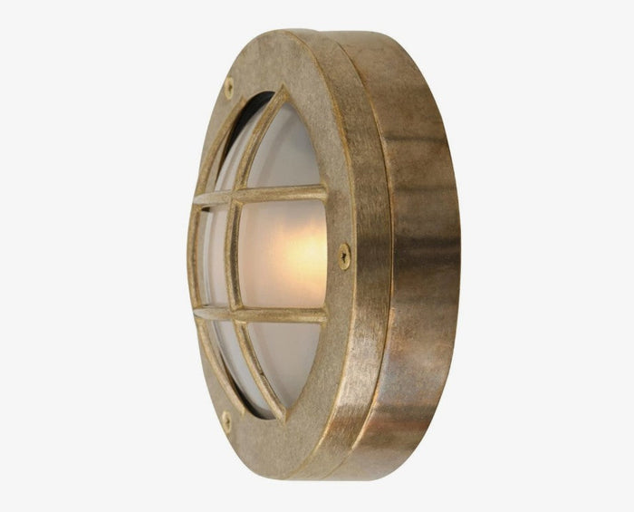 Muara Bulkhead IP64 outdoor wall light with industrial design and weather-resistant features