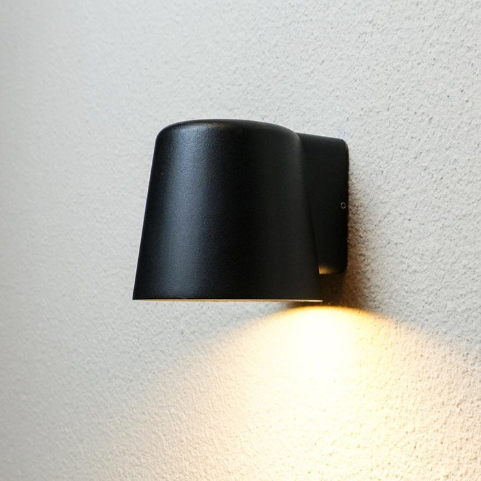 SILFA IP54 OUTDOOR WALL LIGHT