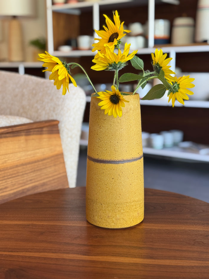 Wesley Heights Stem Vase