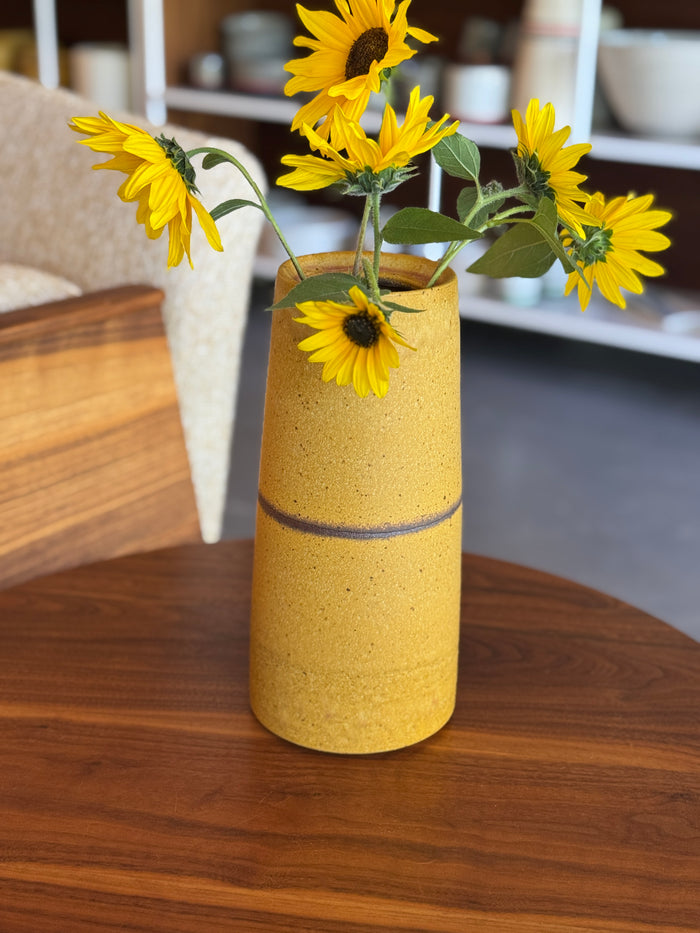 Wesley Heights Stem Vase